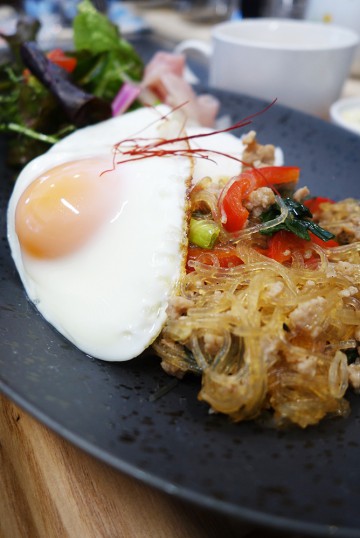 【新メニュー】チャプチェライス