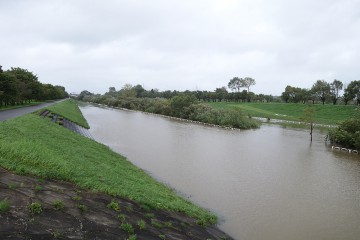 台風により臨時休業いたします。