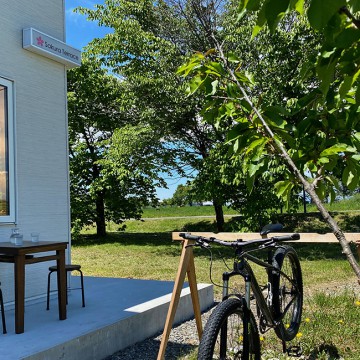 テラス席を作りました…