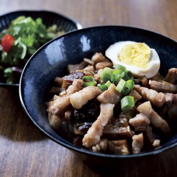 明日19日、魯肉飯（…